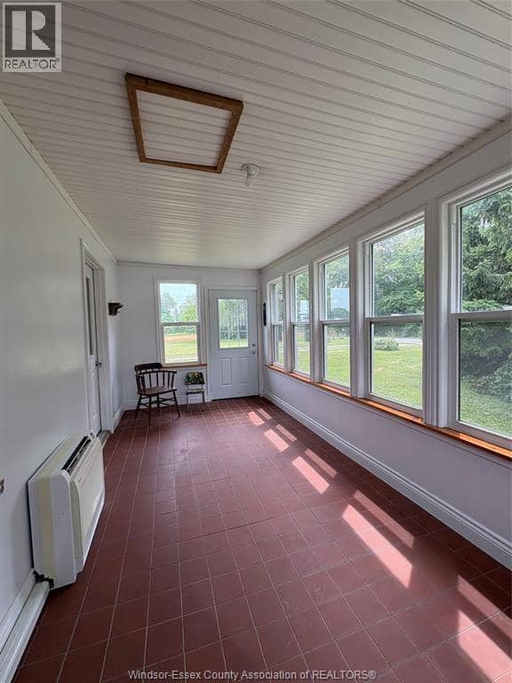 949 East West Rd — photo 29 of 40