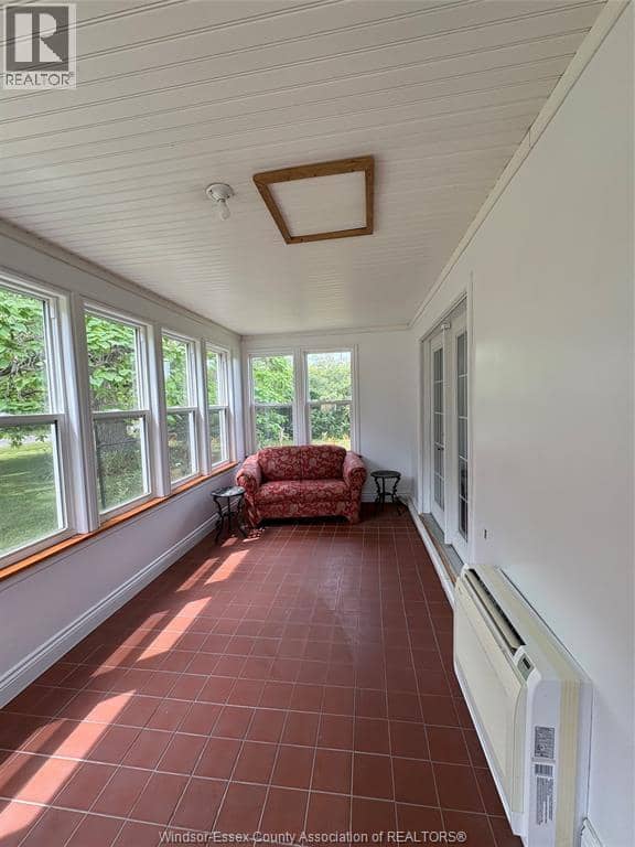 949 East West Rd — photo 31 of 40
