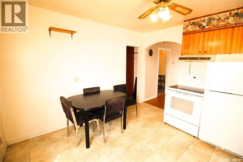 261 2nd AVENUE W, Shaunavon, photo 4