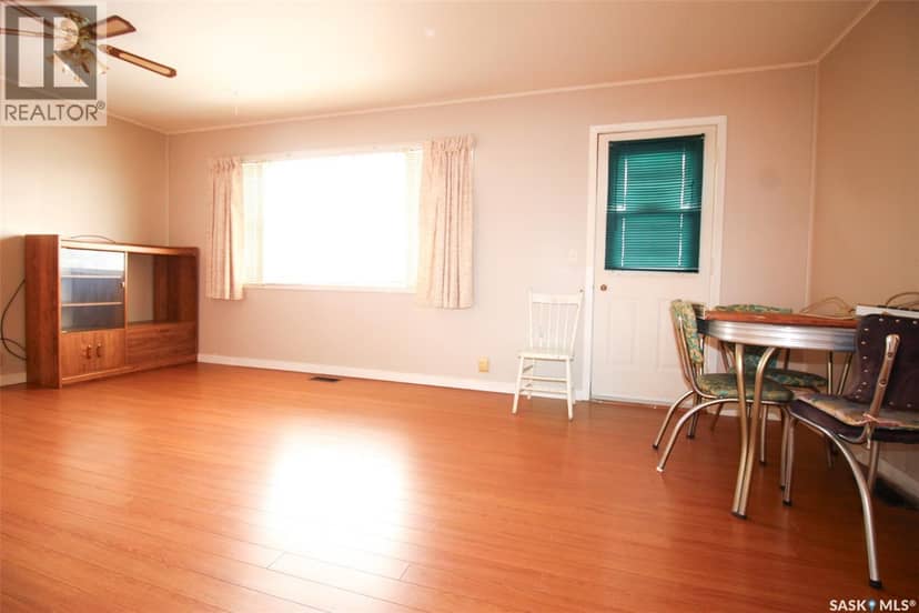 261 2nd AVENUE W, Shaunavon, photo 7