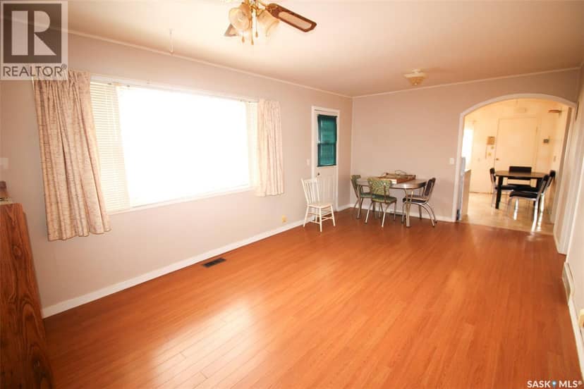 261 2nd AVENUE W, Shaunavon, photo 8