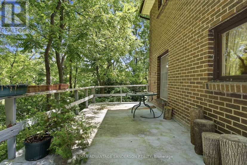 1502 Winter Drive — photo 38 of 40