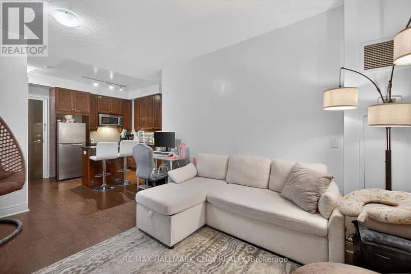 108 - 701 Sheppard Avenue W — photo 7 of 15