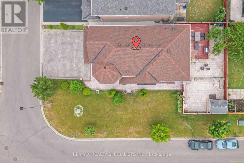 72 Village Lake Crescent, Brampton, photo 4