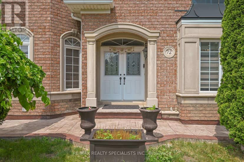 72 Village Lake Crescent, Brampton, photo 6