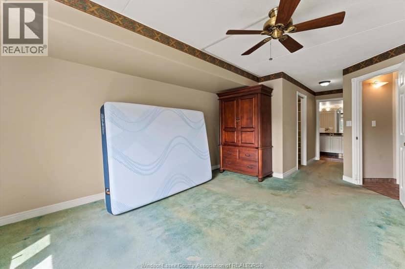310 VILLAGE GROVE DRIVE Unit# 213 — photo 25 of 39
