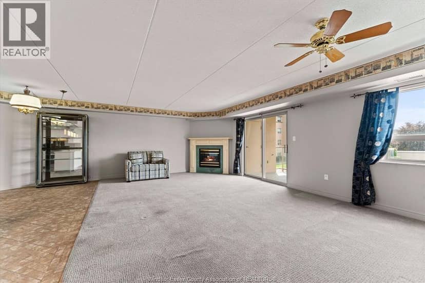 310 VILLAGE GROVE DRIVE Unit# 213 — photo 17 of 39