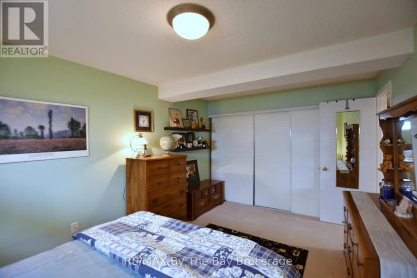 17 Acorn Crescent — photo 33 of 37