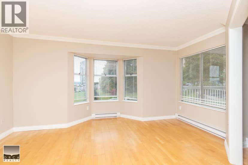 418 65 FIRST STREET, New Westminster, photo 2