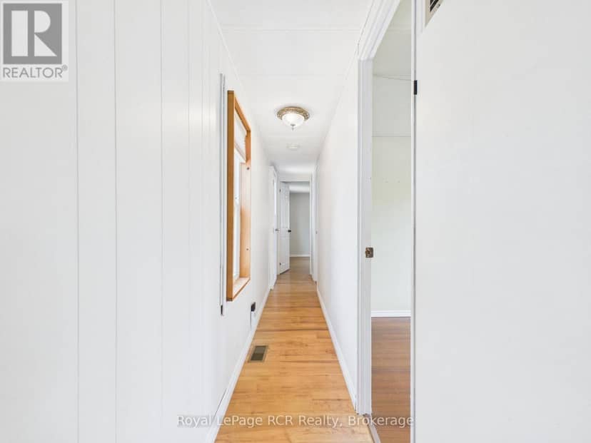 56 Sussex Square — photo 18 of 33