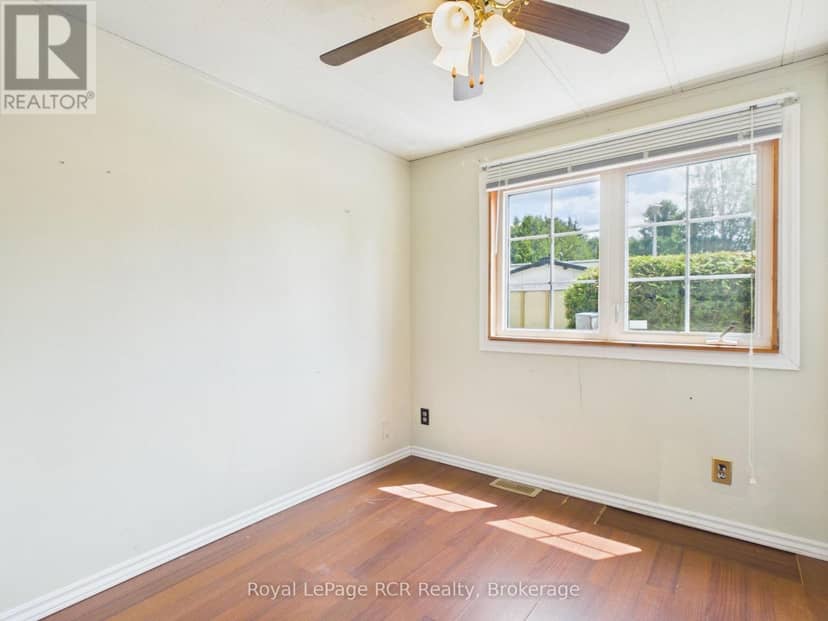 56 Sussex Square — photo 20 of 33