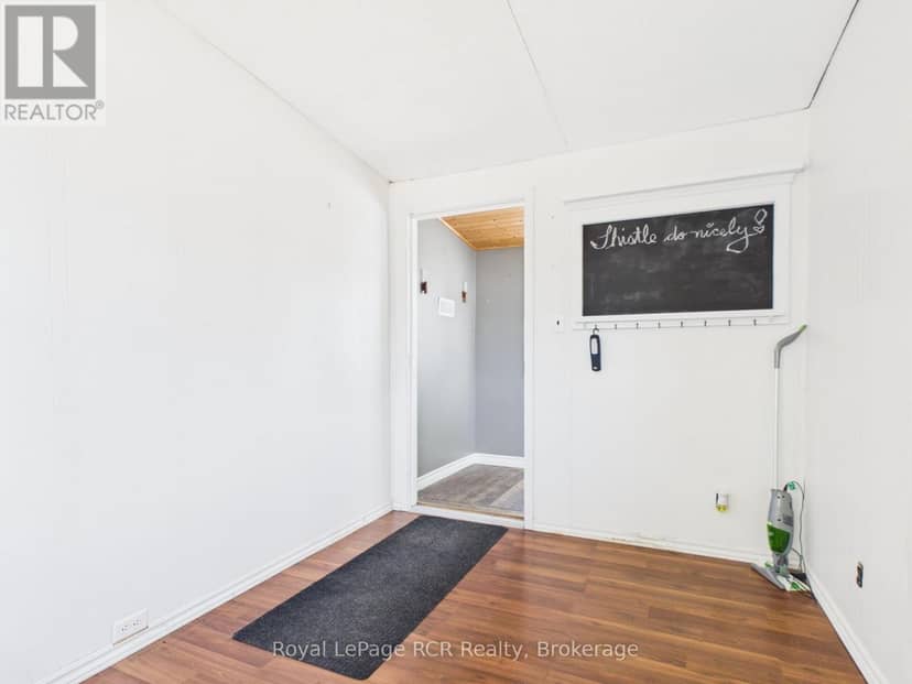 56 Sussex Square — photo 9 of 33