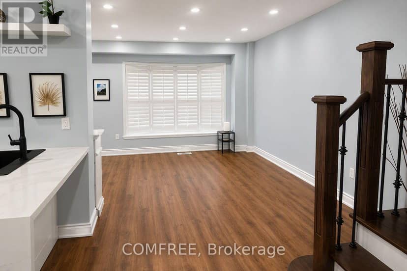 15D View Green Crescent, Toronto, photo 4