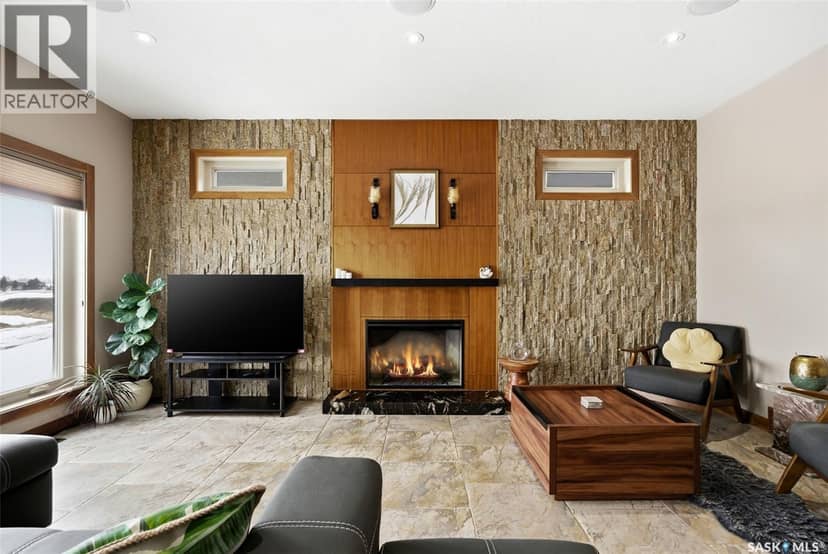 7502 Lilac PLACE — photo 4 of 40