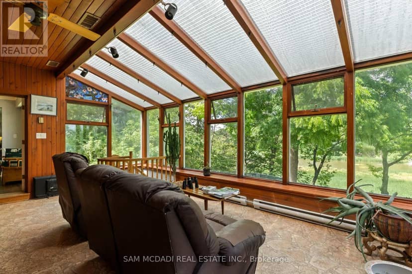 461 Temagami Crescent — photo 11 of 40