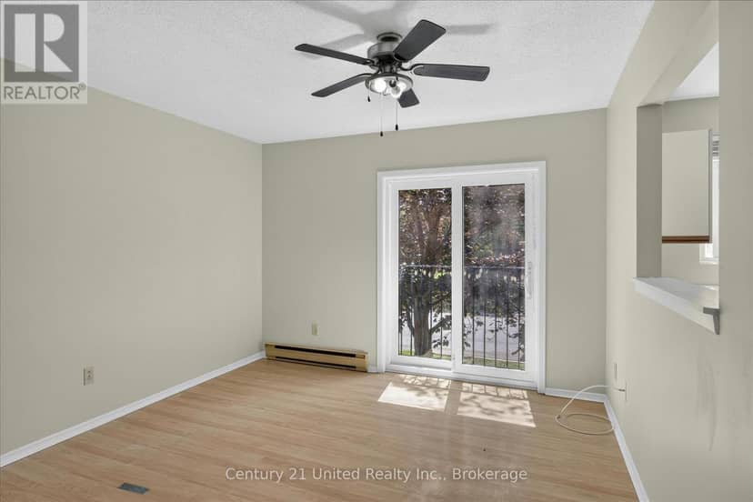 201 - 136 Ware Street — photo 11 of 40