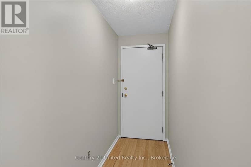 201 - 136 Ware Street — photo 7 of 40