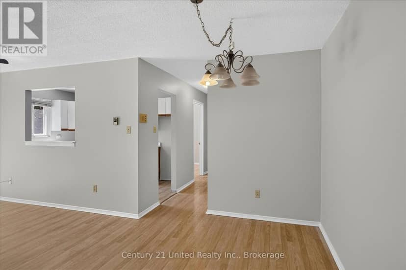 201 - 136 Ware Street — photo 9 of 40