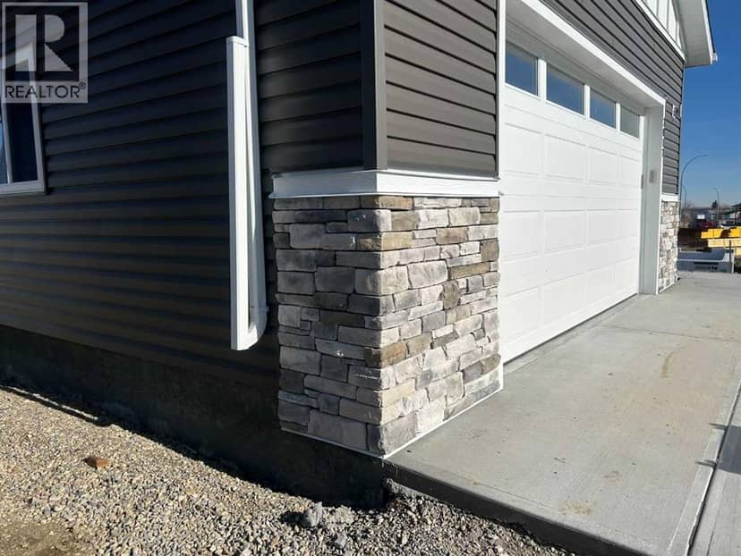 2017 30 Avenue, Nanton, photo 3
