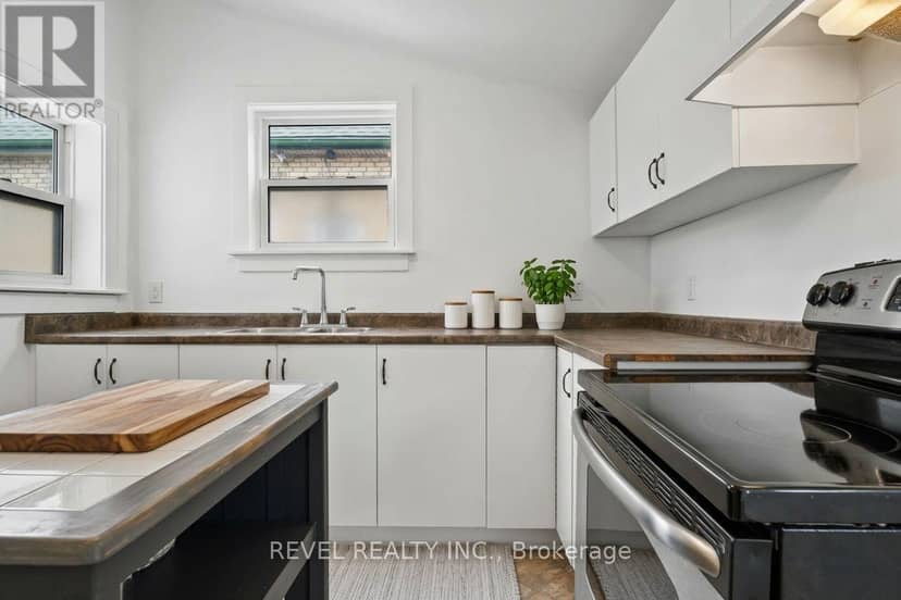 7 Maple Street — photo 18 of 39