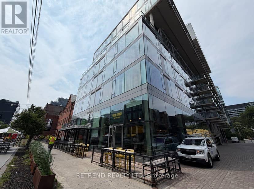 610 - 560 King Street W — photo 1 of 15