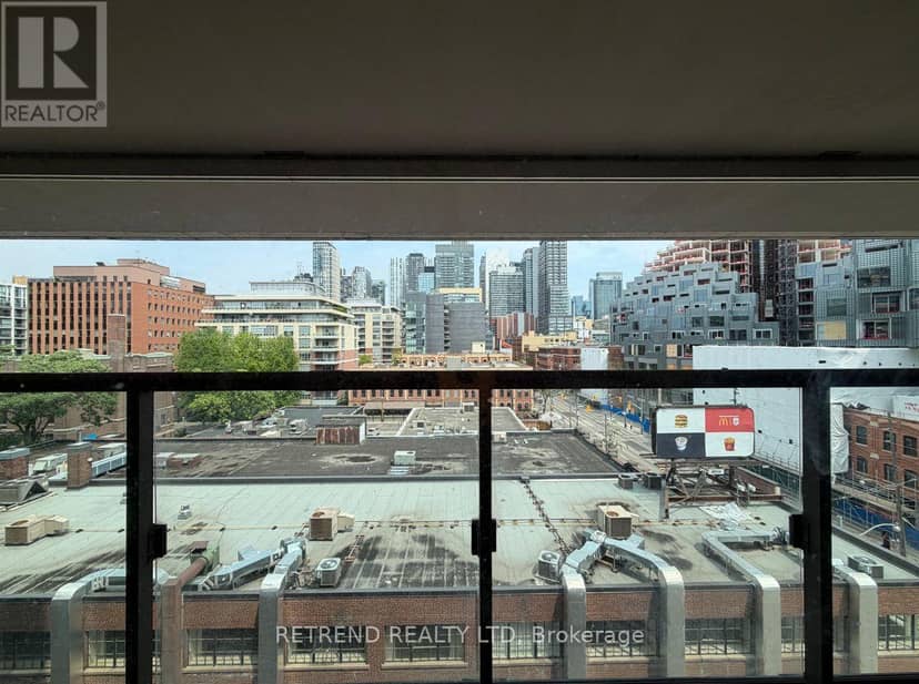 610 - 560 King Street W — photo 14 of 15