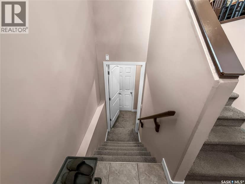 110 S Avenue S — photo 26 of 40