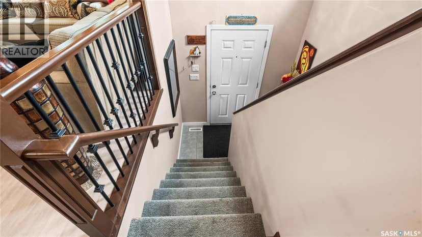 110 S Avenue S, Saskatoon, photo 6