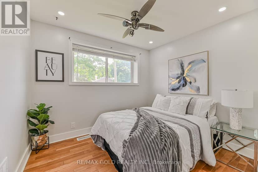 3 Myrtle Avenue S — photo 16 of 40