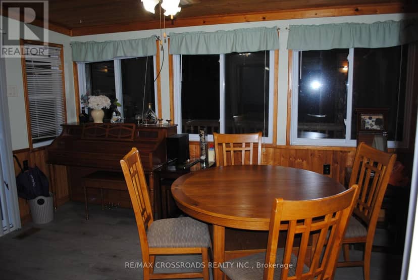 15 Brook Road — photo 18 of 31