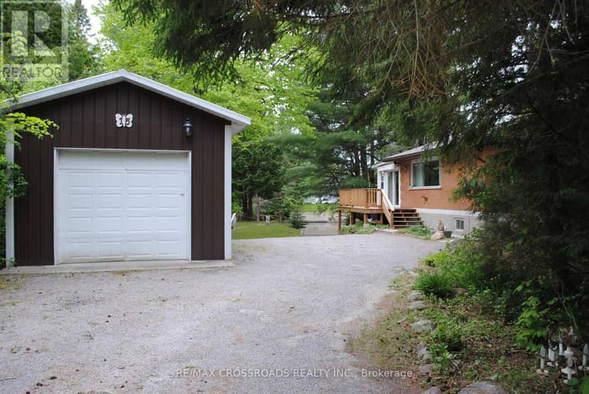 15 Brook Road — photo 7 of 31
