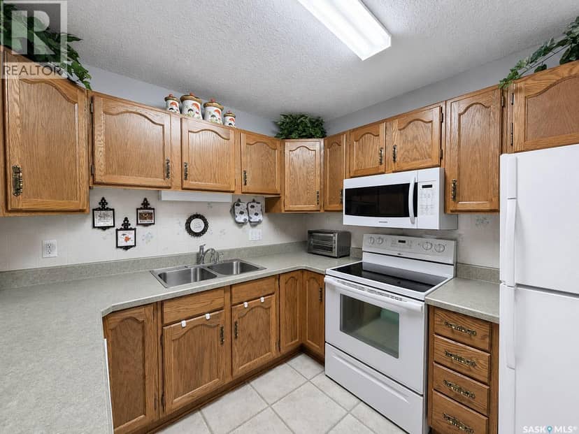 304 255 7th STREET E, Prince Albert, photo 5