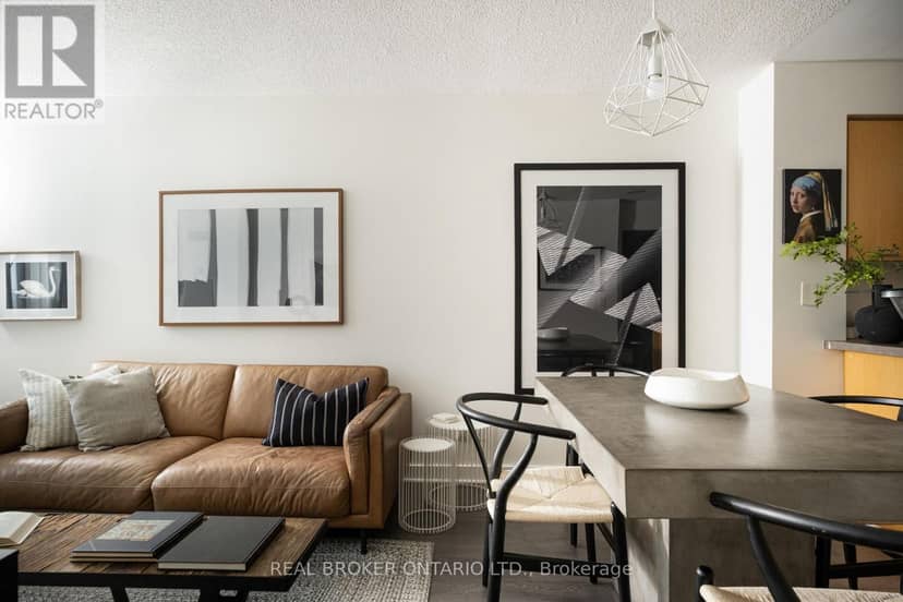 1416 - 255 Richmond Street E — photo 1 of 19