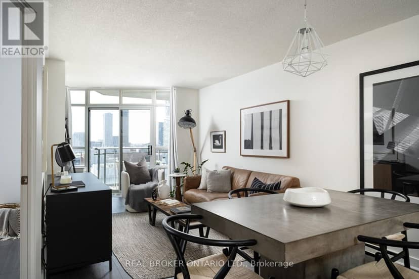 1416 - 255 Richmond Street E — photo 2 of 19
