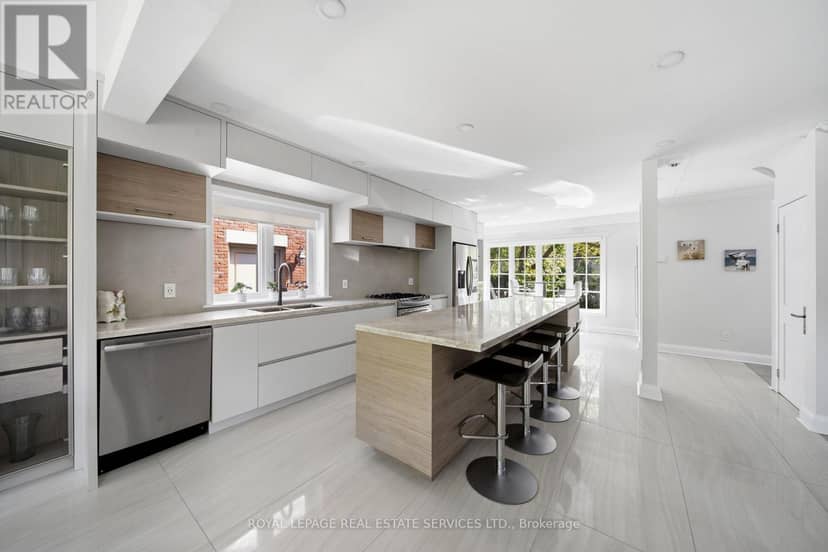 59 Edgevalley Drive — photo 14 of 40