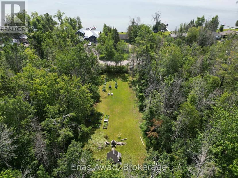 1466 Cunningham Crescent — photo 16 of 25