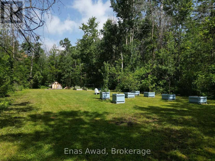 1466 Cunningham Crescent — photo 2 of 25