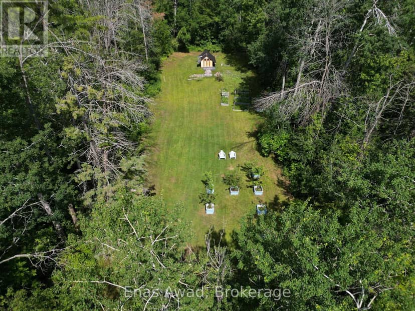 1466 Cunningham Crescent — photo 7 of 25