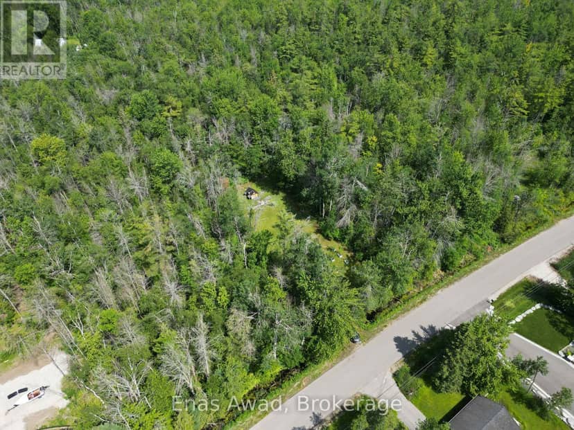 1466 Cunningham Crescent — photo 9 of 25