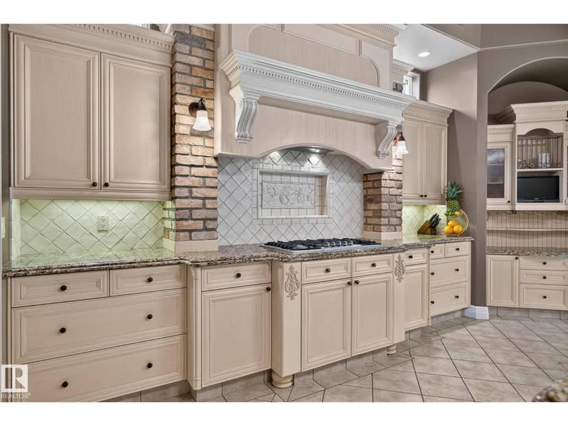 60 Kingsbury Cr — photo 22 of 40