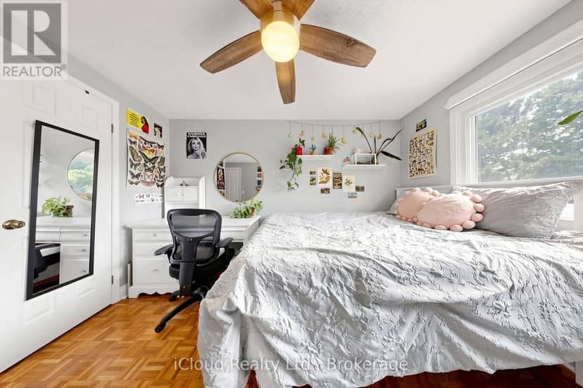 16 - 1 Royalwood Court — photo 13 of 40