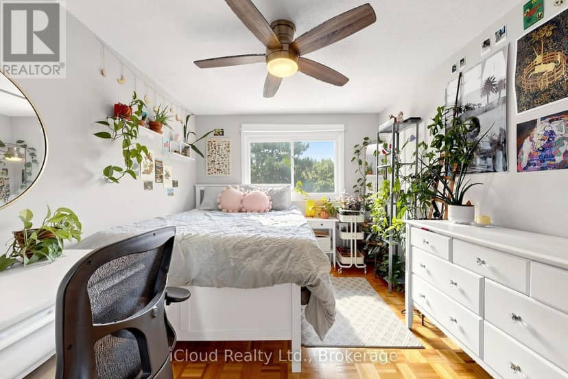 16 - 1 Royalwood Court — photo 14 of 40