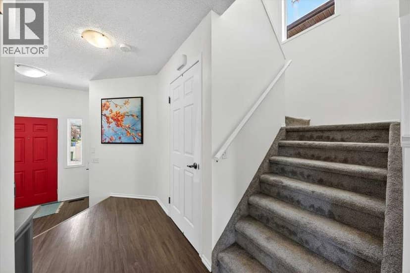 194 Everoak Gardens SW — photo 20 of 40