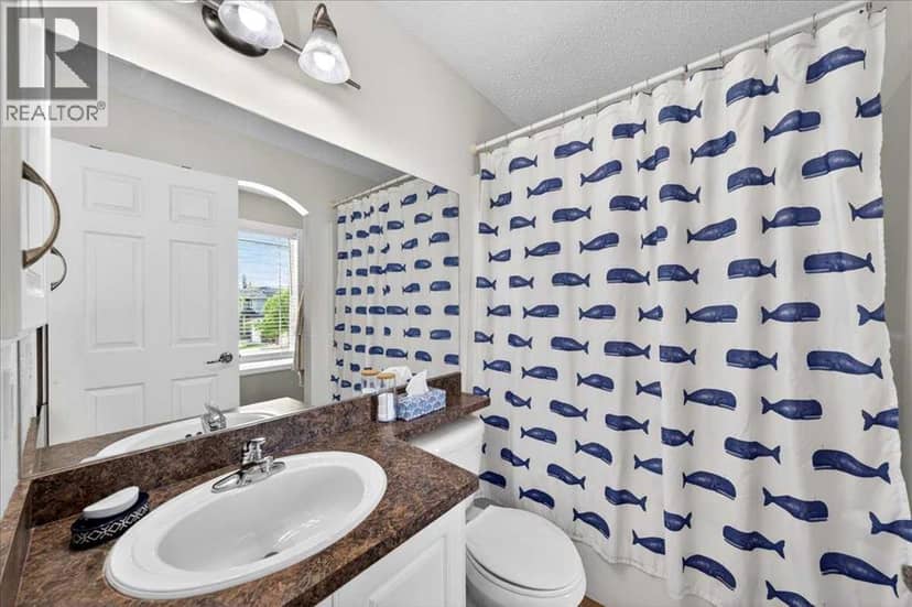 194 Everoak Gardens SW — photo 28 of 40