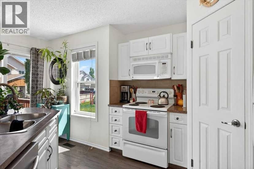 194 Everoak Gardens SW, Calgary, photo 8