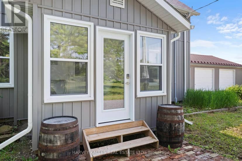 182 Marisett Road, Prince Edward County, photo 5
