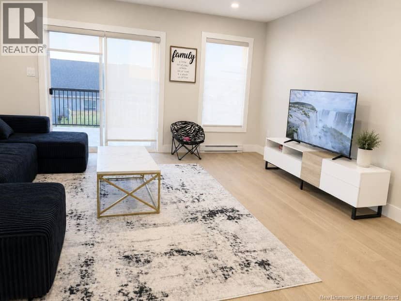 185 Ernest Street — photo 10 of 29