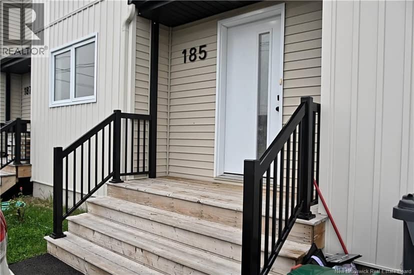 185 Ernest Street — photo 4 of 29