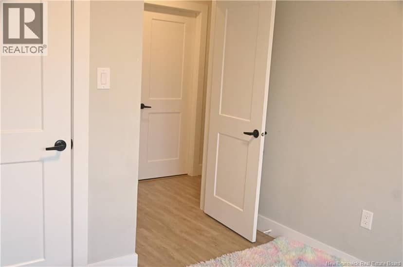 185 Ernest Street — photo 13 of 29