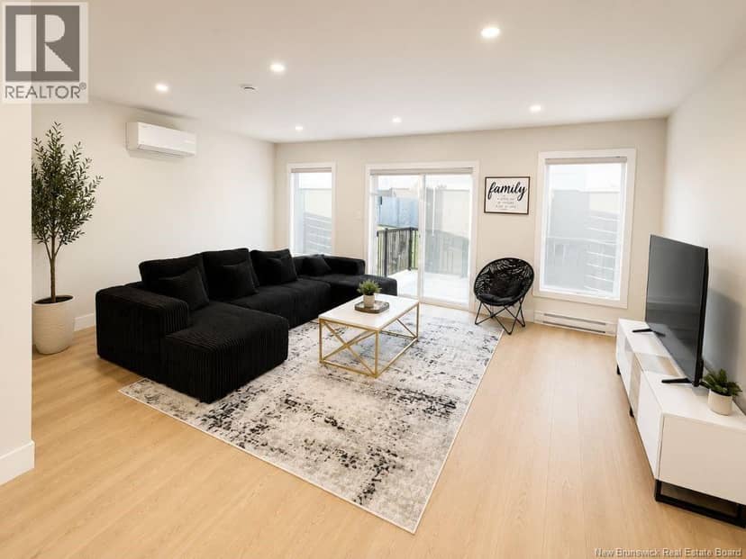 185 Ernest Street — photo 7 of 29